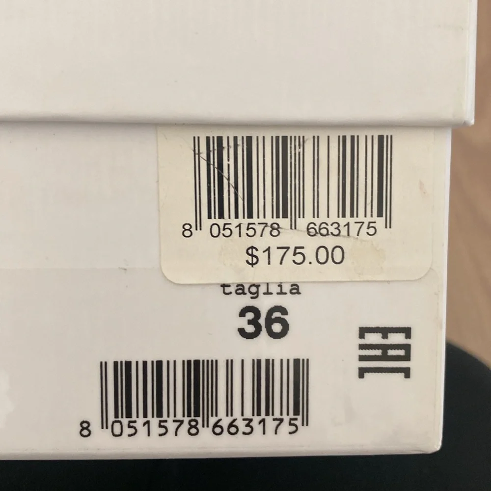 Moschino slides - Picture 3 of 5